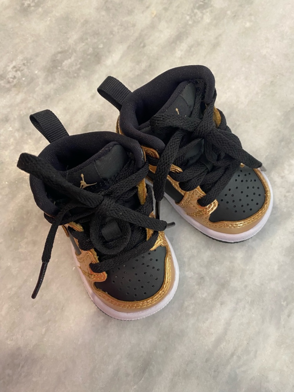 Nike Jordan Toddler 1 Mid SE Metallic Gold Black Infant size 2 NEW! - Picture 6 of 7